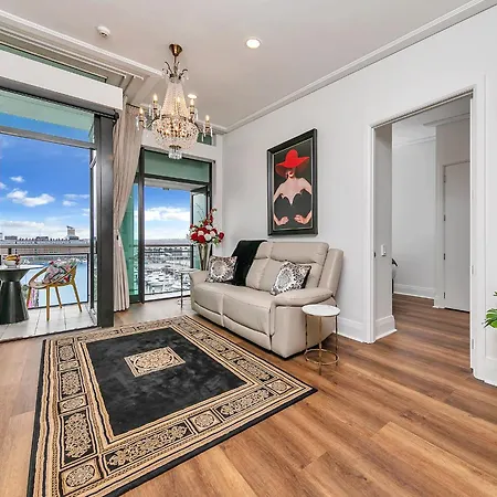 Penthouse Glory Apartment
